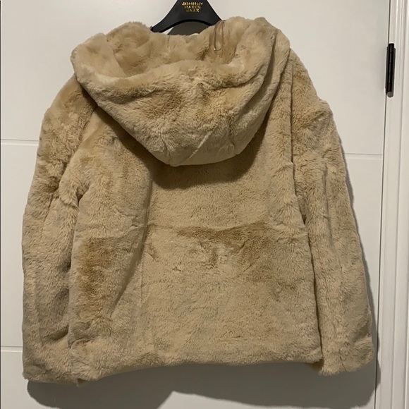 Cropped fleece Zara jacket - Picture 2 of 4